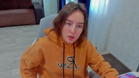 Snapshot of _arina_cox__ chatting on September 2025 11:01:01 AM Arina online show from September 2025 11:01:01 AM