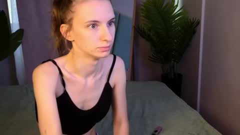 _ash_leyy_ online show from July 2026 01:30:02 AM