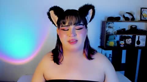 independent model atalaya online show from February 2025 11:33:01 AM