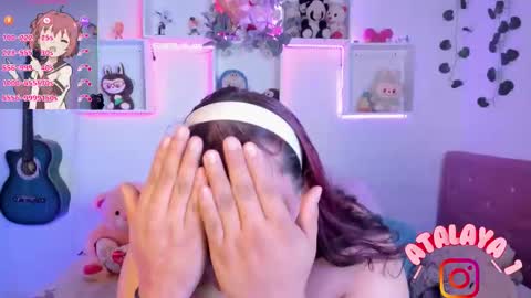 independent model atalaya online show from February 2026 12:59:02 PM