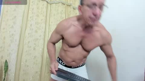 Snapshot of _axelking1_ chatting on May 2026 11:39:01 AM Axel online show from May 2026 11:39:01 AM