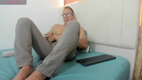Snapshot of _axelking1_ chatting on July 2026 02:29:01 PM Axel online show from July 2026 02:29:01 PM
