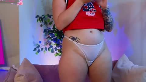 Snapshot of _b00bss_ chatting on June 2026 03:46:01 AM Jess online show from June 2026 03:46:01 AM