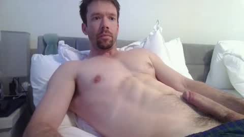 Snapshot of _b_h_c_ chatting on June 2026 01:23:02 AM _b_h_c_ online show from June 2026 01:23:02 AM
