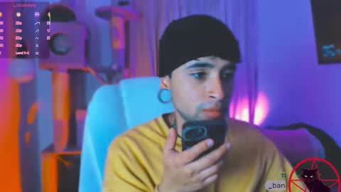 Lunita  online show from March 2026 03:10:01 AM