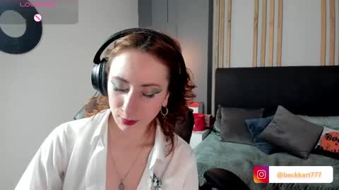 Snapshot of _beck_art_ chatting on April 2026 05:30:01 PM Sofia online show from April 2026 05:30:01 PM