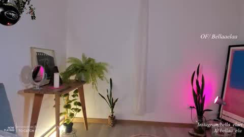 Ella  online show from October 2025 10:32:02 PM