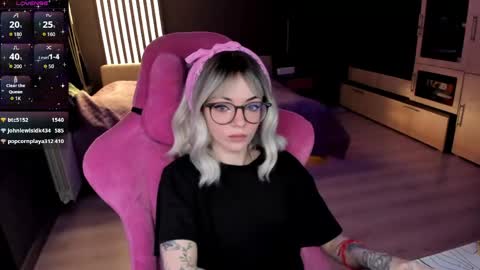 Olivia Subscribe to my Fansly -   online show from May 2026 11:24:02 PM