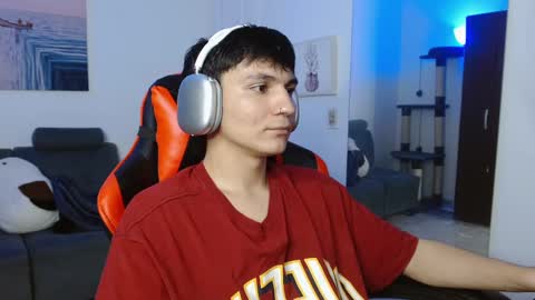 B L A K E online show from February 2025 06:40:01 AM