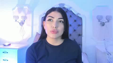 Brenda  online show from November 2025 07:37:01 PM