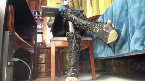 Brenda online show from February 2026 01:11:01 PM