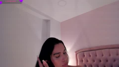 cailyn  online show from October 2025 08:43:02 PM