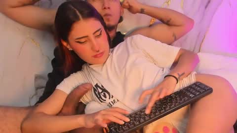 Snapshot of _cannabitch chatting on May 2026 02:25:01 PM Shatta Sara online show from May 2026 02:25:01 PM