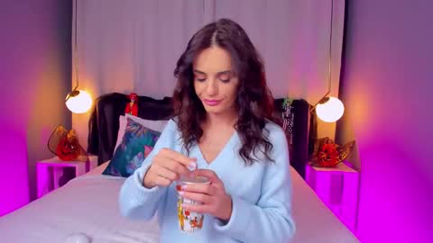 _carlawhite_ online show from November 2025 04:36:02 AM