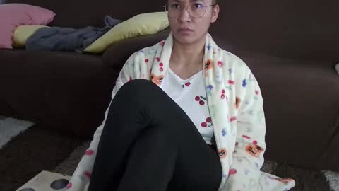 cat online show from November 2025 02:49:02 PM