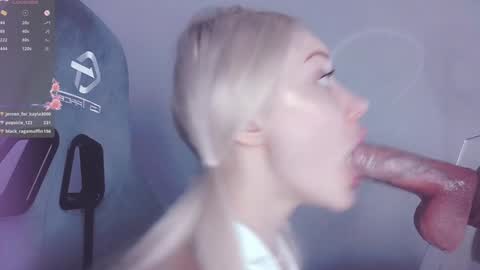 Snapshot of _chatur_babe chatting on December 2024 08:26:02 PM Angelina online show from December 2024 08:26:02 PM