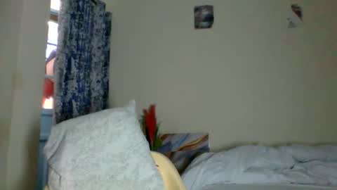 Snapshot of _clara01 chatting on June 2026 06:34:01 AM clara online show from June 2026 06:34:01 AM