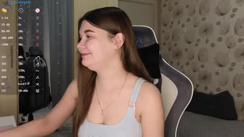 _cute_ice online show from March 2026 05:45:02 AM