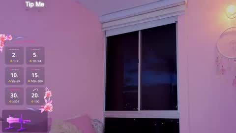 Snapshot of _cute_isabella_ chatting on July 2026 11:43:02 PM _cute_isabella_ online show from July 2026 11:43:02 PM