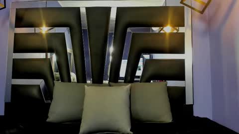 Darcy online show from February 2026 03:01:02 AM