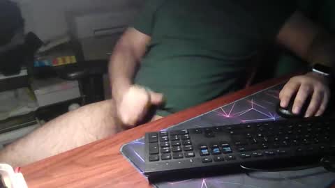 Snapshot of _daddypimp chatting on March 2026 02:13:02 AM Paul online show from March 2026 02:13:02 AM