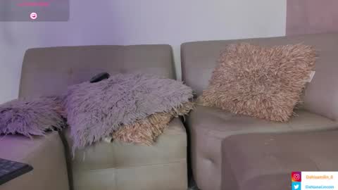 Snapshot of _dahiana_1 chatting on November 2025 01:17:02 AM Dahiana Lincoln online show from November 2025 01:17:02 AM