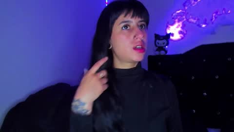 Snapshot of _darkcandy chatting on February 2026 12:51:02 AM MIA online show from February 2026 12:51:02 AM