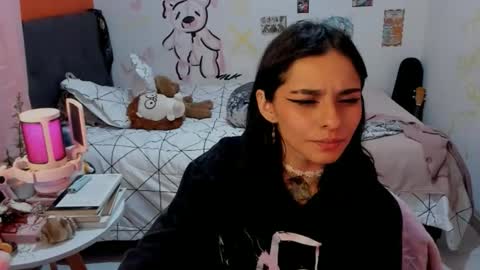 Pao online show from December 2025 04:08:02 AM