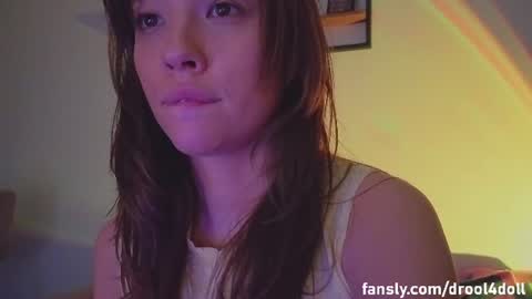 Snapshot of _demi_dee_ chatting on June 2026 09:17:02 PM DemiDee online show from June 2026 09:17:02 PM