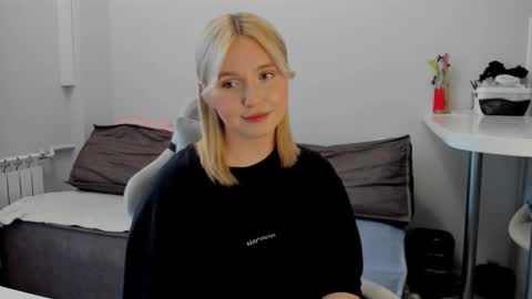 Ri   online show from September 2025 10:37:01 AM