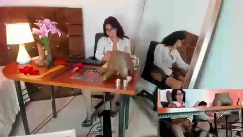 SANDY online show from September 2025 10:10:02 PM