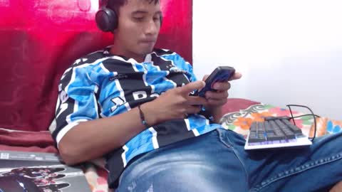 Snapshot of _duvan_123 chatting on December 2025 06:47:01 PM _duvan_123 online show from December 2025 06:47:01 PM