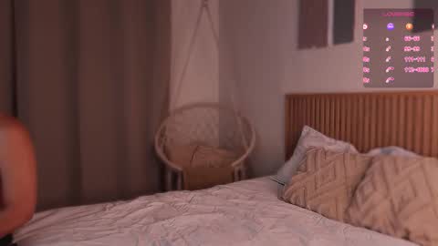 Emma and Tonny online show from February 2026 12:34:01 PM