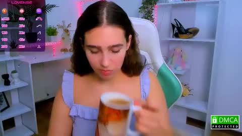 Lizzy  online show from November 2025 10:20:02 PM