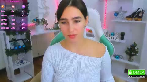 Lizzy  online show from December 2025 09:22:01 PM