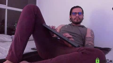  -         online show from October 2025 02:03:02 AM