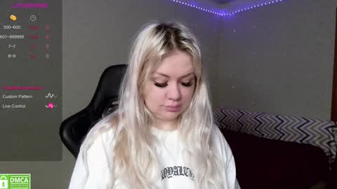 chloue and Gretta online show from December 2024 02:39:01 AM