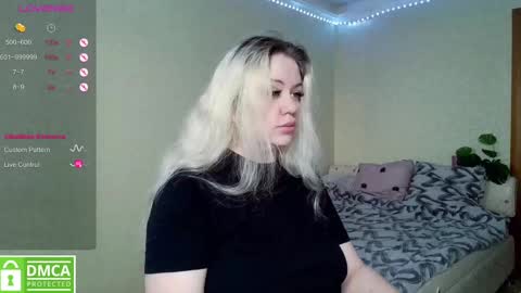 chloue and Gretta online show from March 2025 04:38:02 AM