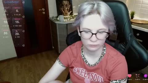 chloue and Gretta online show from July 2026 06:21:02 PM