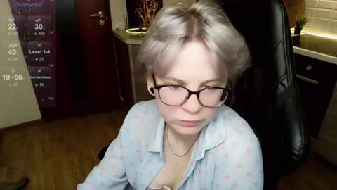 chloue and Gretta online show from July 2026 06:51:02 PM