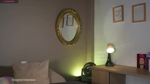 Snapshot of _eme chatting on February 2026 07:42:02 PM Eme online show from February 2026 07:42:02 PM