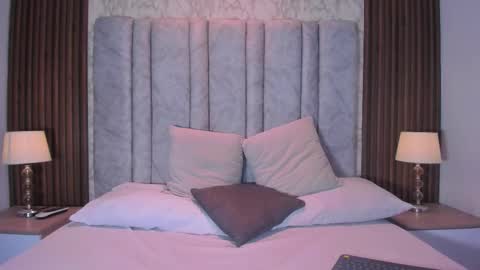  emily skinny online show from November 2025 12:37:02 PM