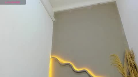 Snapshot of _emma31 chatting on March 2026 08:27:02 PM Emma online show from March 2026 08:27:02 PM