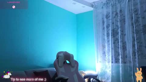 Snapshot of _enni__ chatting on May 2026 07:19:02 PM Sam online show from May 2026 07:19:02 PM
