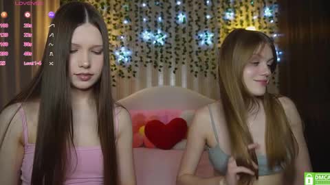 Snapshot of _eva_lee chatting on April 2026 07:53:01 PM Alice online show from April 2026 07:53:01 PM