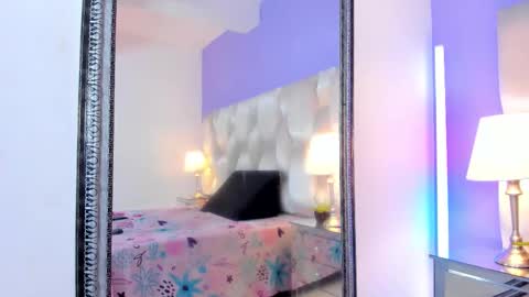 Snapshot of _gabyy_ruiiz_ chatting on December 2025 02:24:02 PM Gaby online show from December 2025 02:24:02 PM