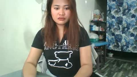 Snapshot of _genevieve22_ chatting on June 2026 03:45:01 AM genny online show from June 2026 03:45:01 AM