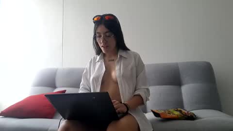 SKY online show from February 2025 08:25:02 PM