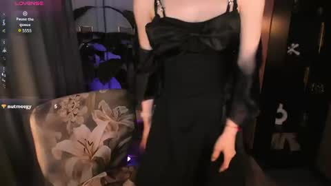 Snapshot of _goddess_alice_ chatting on July 2026 01:38:01 PM Alice online show from July 2026 01:38:01 PM
