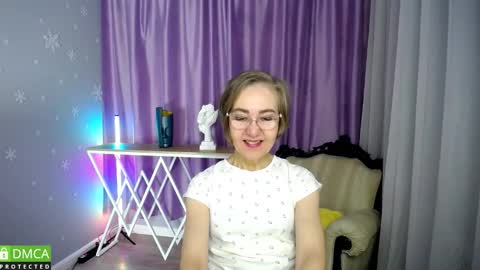 _greybunny_ online show from October 2025 10:05:02 AM